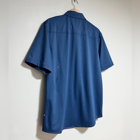 Kit and Ace Blue Short-Sleeve Button-Up Shirt - Modern Minimalist Style - Picture 9 of 10